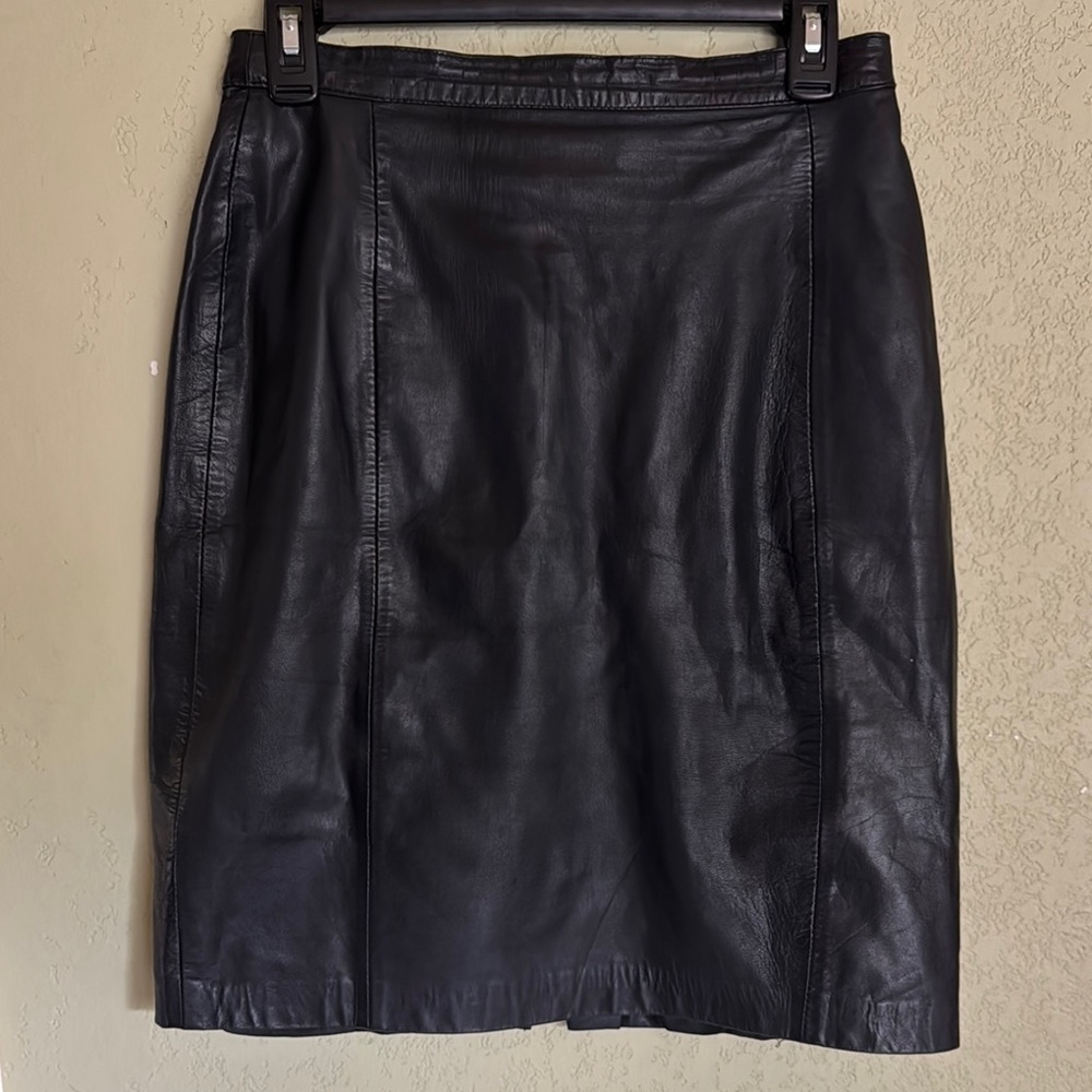 Compagnie Internationale Express Black Leather Skirt size 9/10